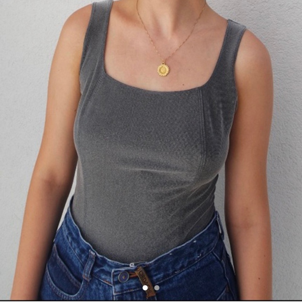 super cute vintage glittery top !